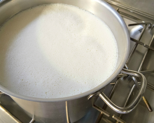 how to make almond milk at home