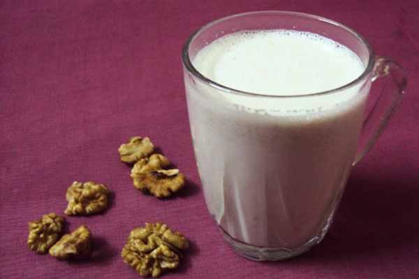 homemade walnut milk recipe